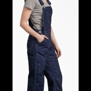 Worn once! Women's Dickies Small Relaxed Fit Bib Overalls, Dark Indigo